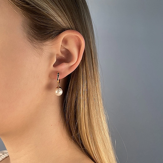 Pakabukas auskarai iš raudono aukso su perlais