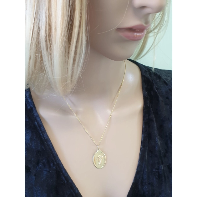 Religingas geltono aukso pakabukas su Mergelės Marijos atvaizdu 585