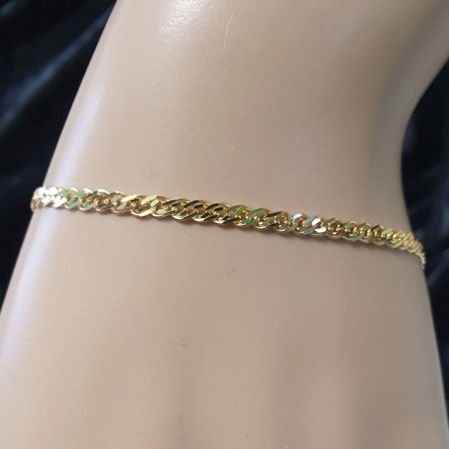 Elegantiška moteriška tuščiavidurė geltono aukso apyrankė 585